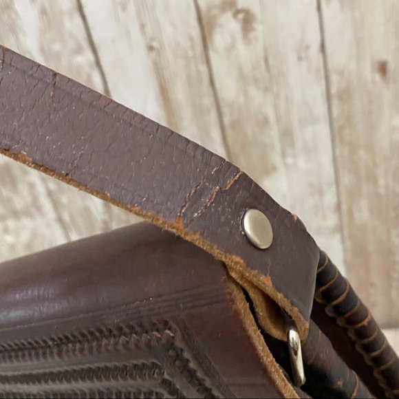 Vintage Hand tooled Embossed Leather Fold Over Crossbody Bag - Picture 12 of 14